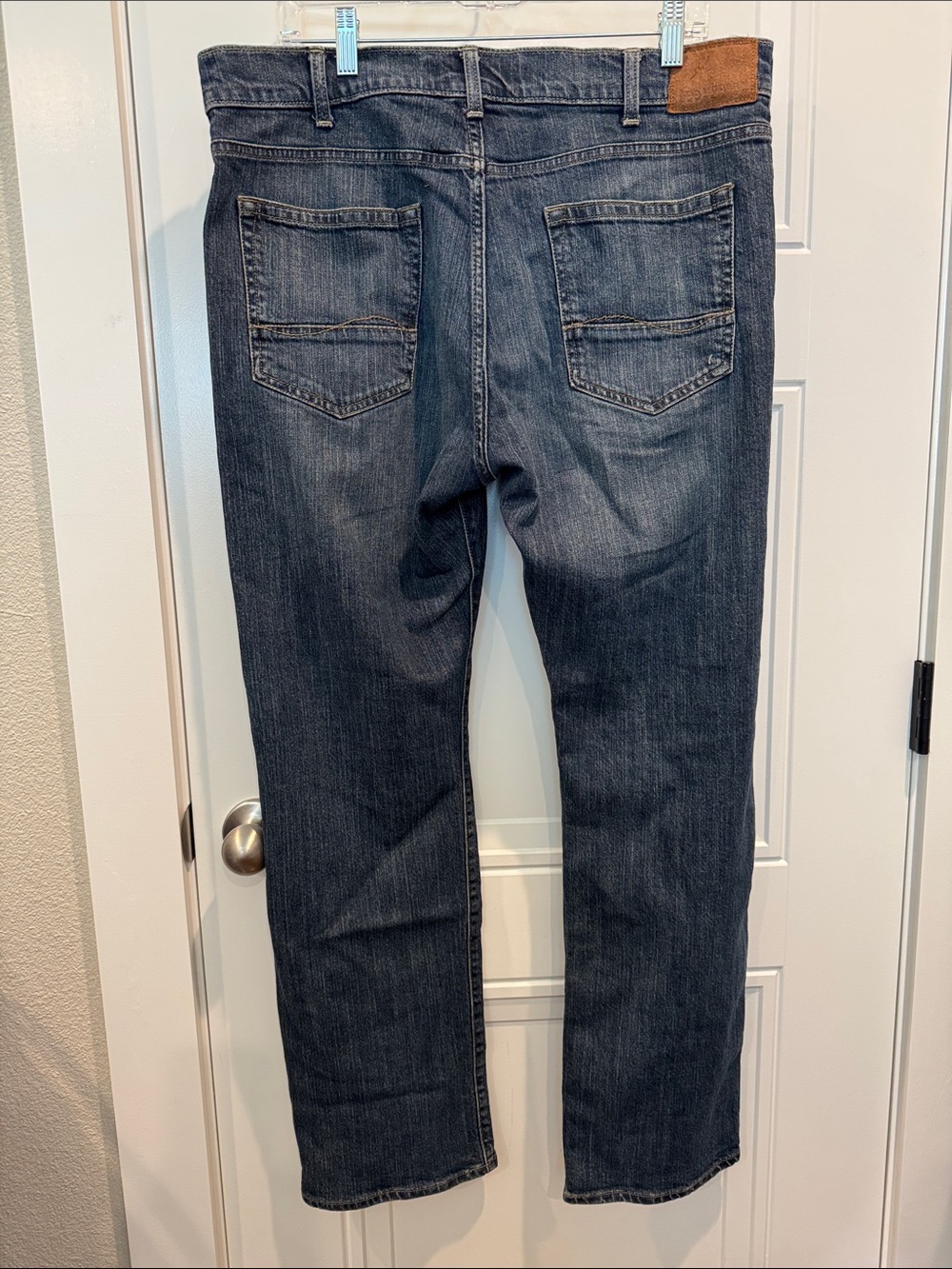 Lee Men's Straight Jeans in Dark Indigo with Brown Patch